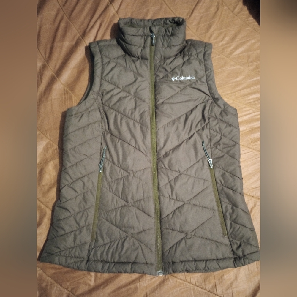 Columbia Women's Quilted Vest